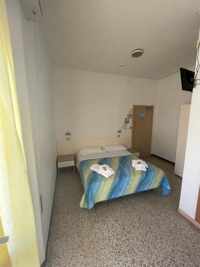Hotel Moroni Rimini Eksteriør billede